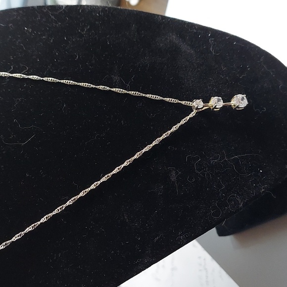 Necklace - Picture 2 of 4